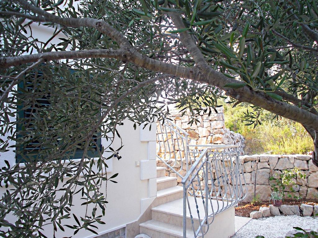 Apartment Ivica Mali Drvenik Exterior photo